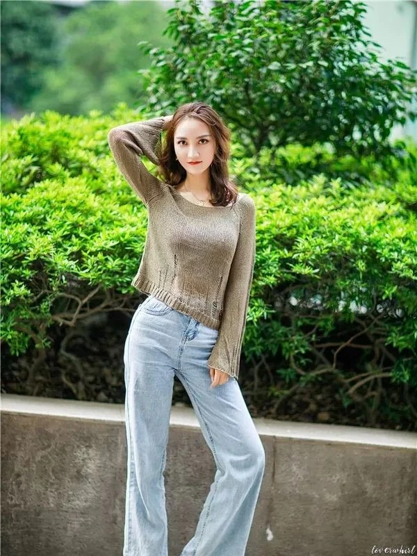 Yi, 22