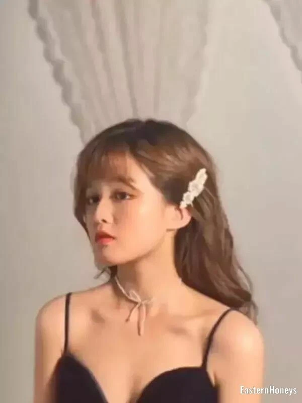 Lianqin, 21