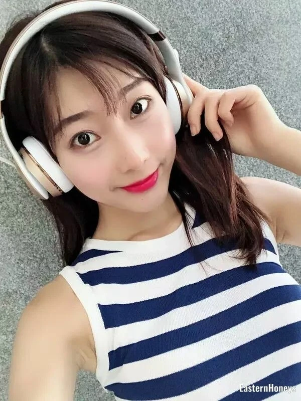 Coco, 28