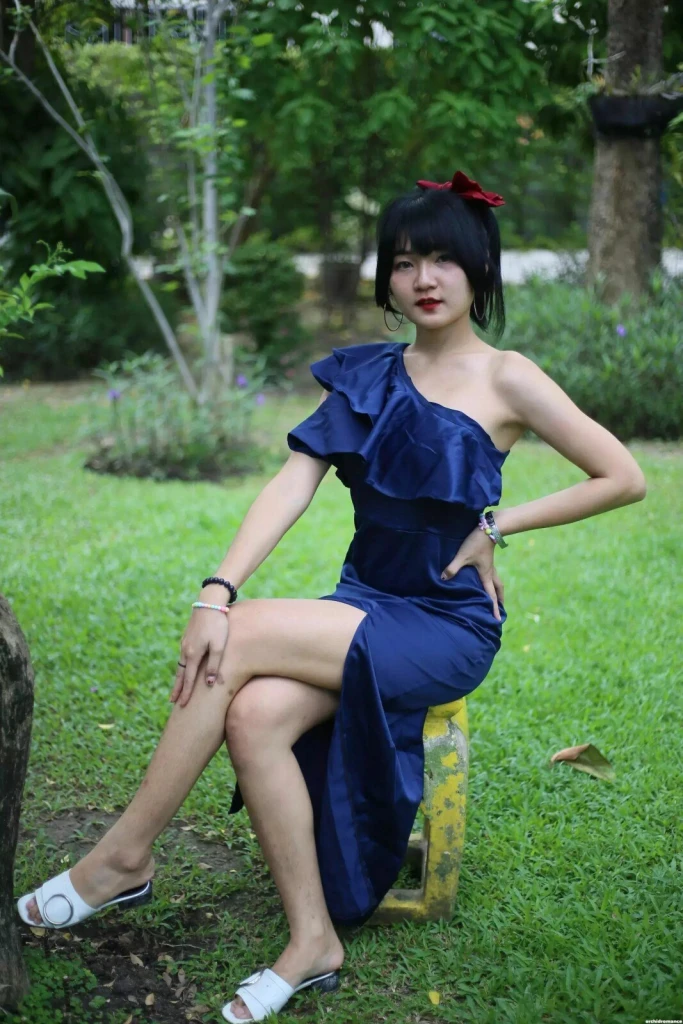 Thita, 23