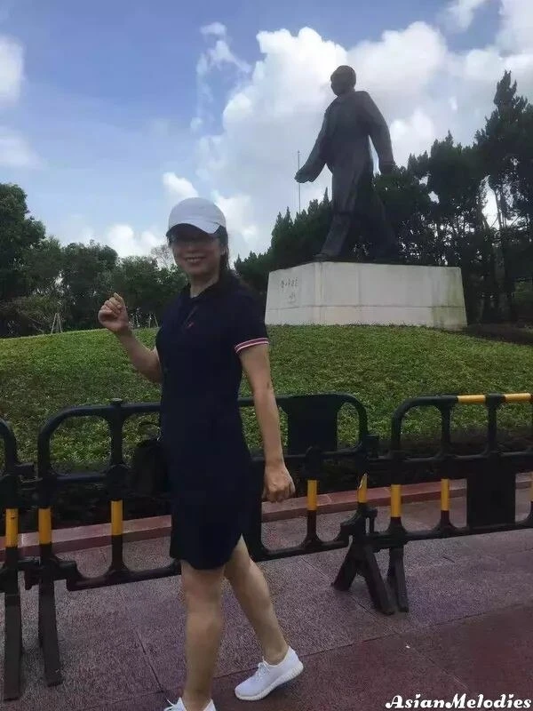 Elena, 55
