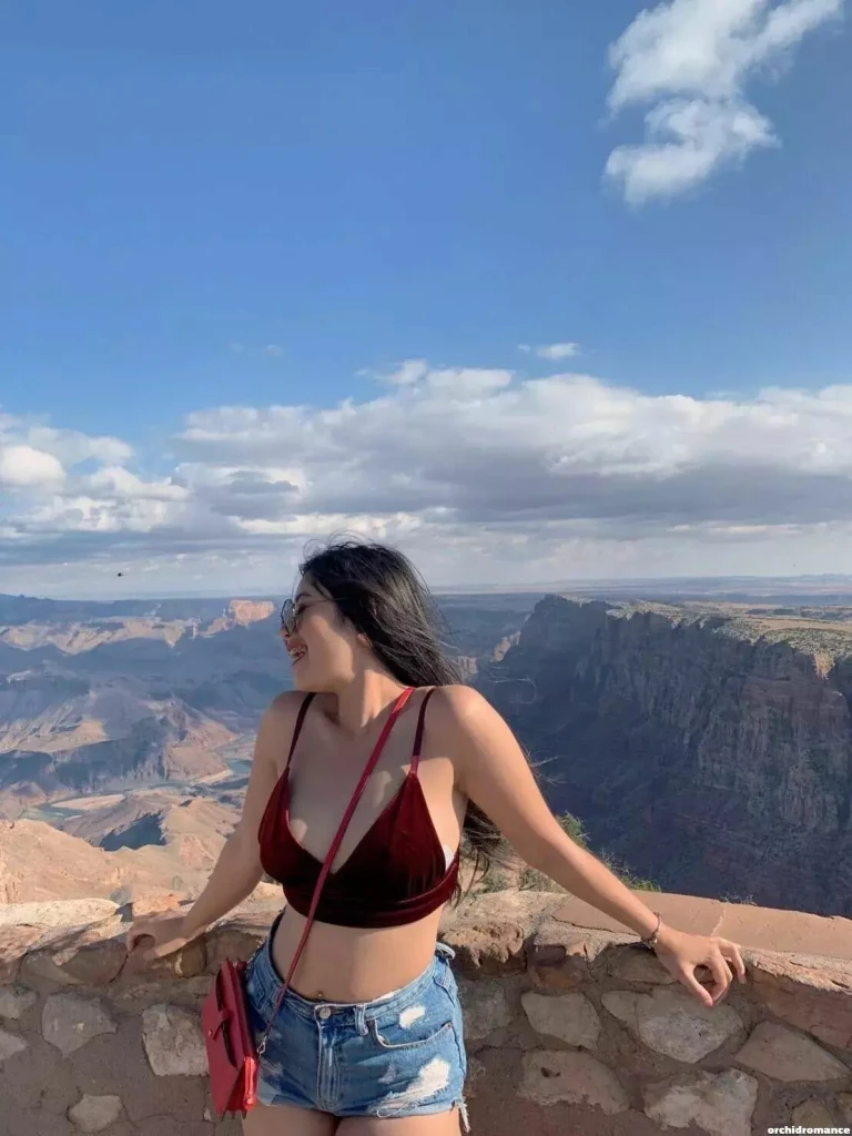 Nisa, 25