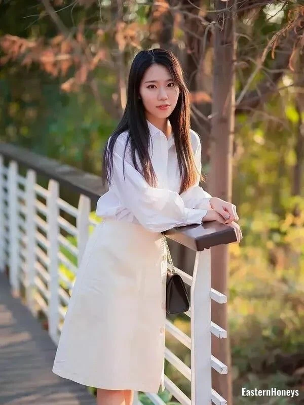 Nancy, 22