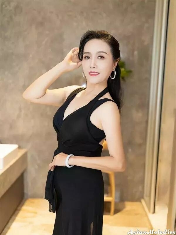 Lina, 59