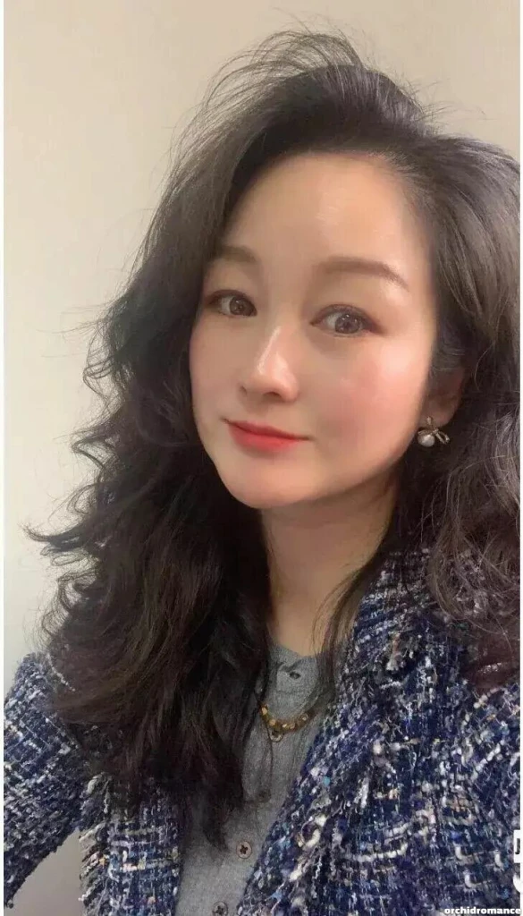 Tina, 50