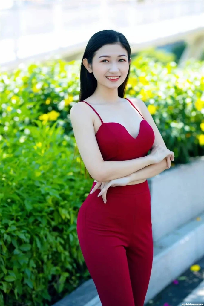 Anna, 24