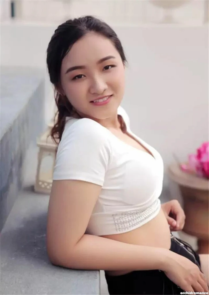 Joanna, 24
