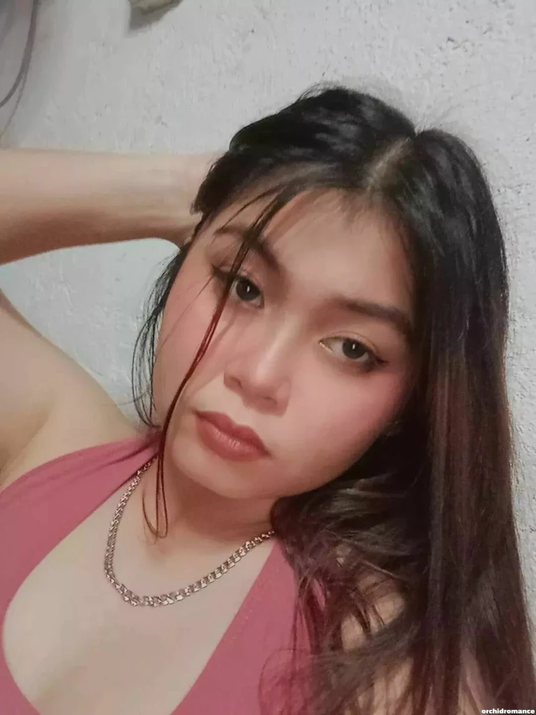 Dionybeth, 23