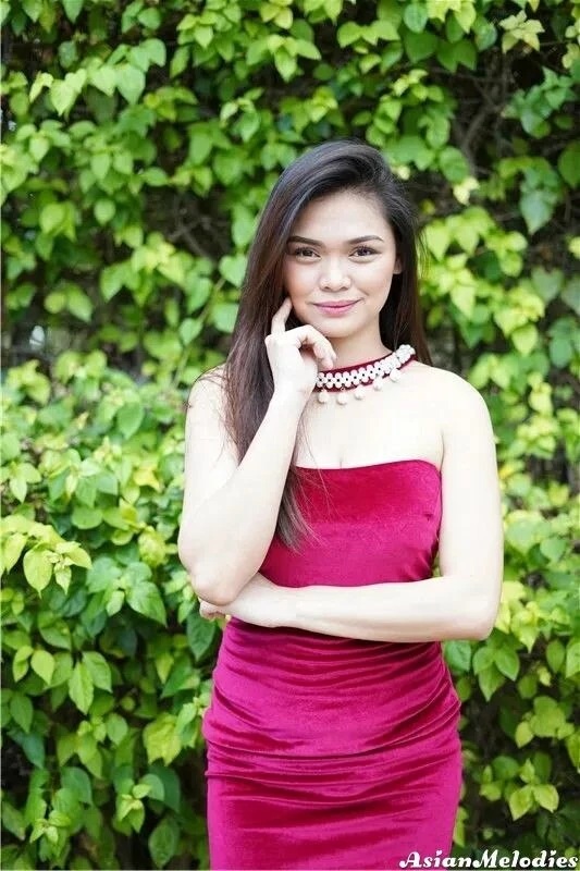 Rosemarie, 26