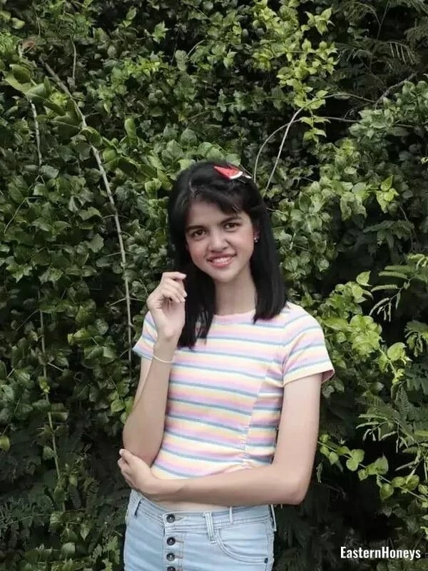 Sophia, 22