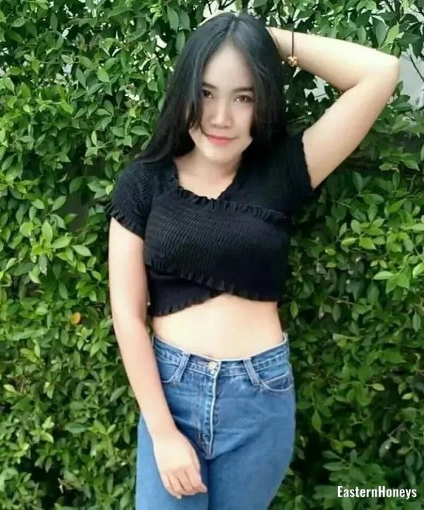Nanan, 25