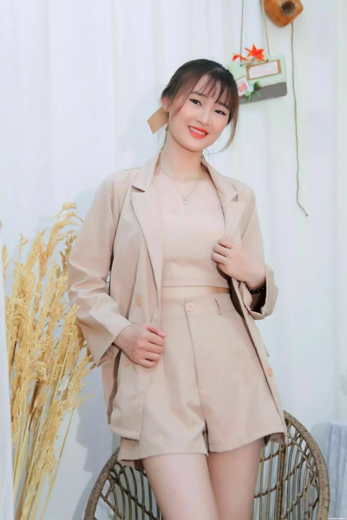 THITUYETNHI, 22