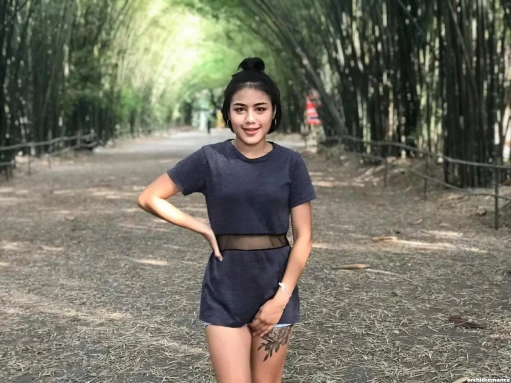 Jiraporn, 26