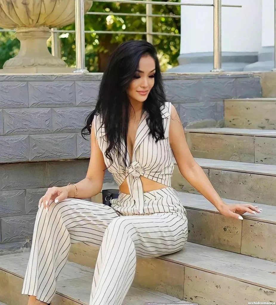 Arina, 31