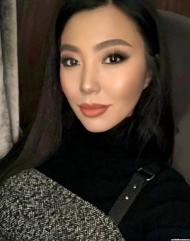 Feride, 35