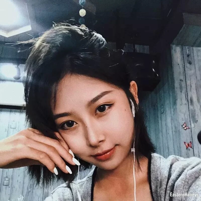 Jing Yumei, 20