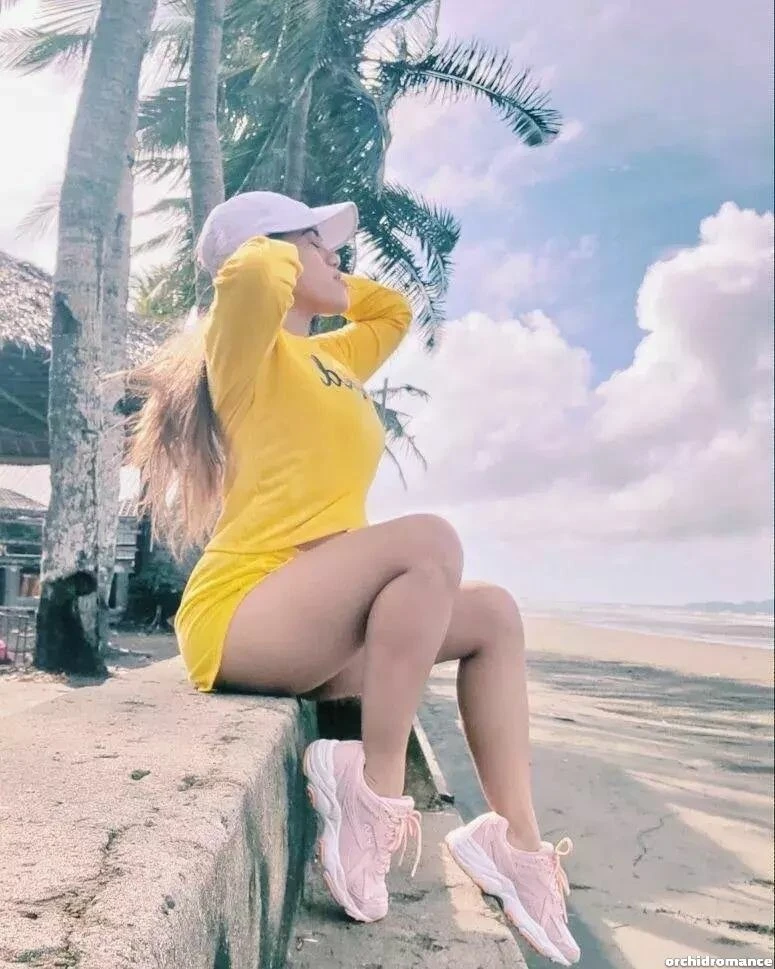 Mariah Querem, 28